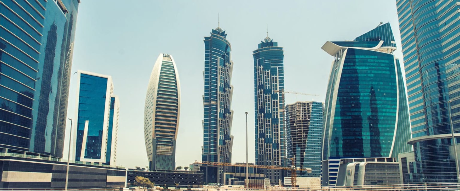 How to Obtain a Business Visa in Dubai: A Step-by-Step Guide